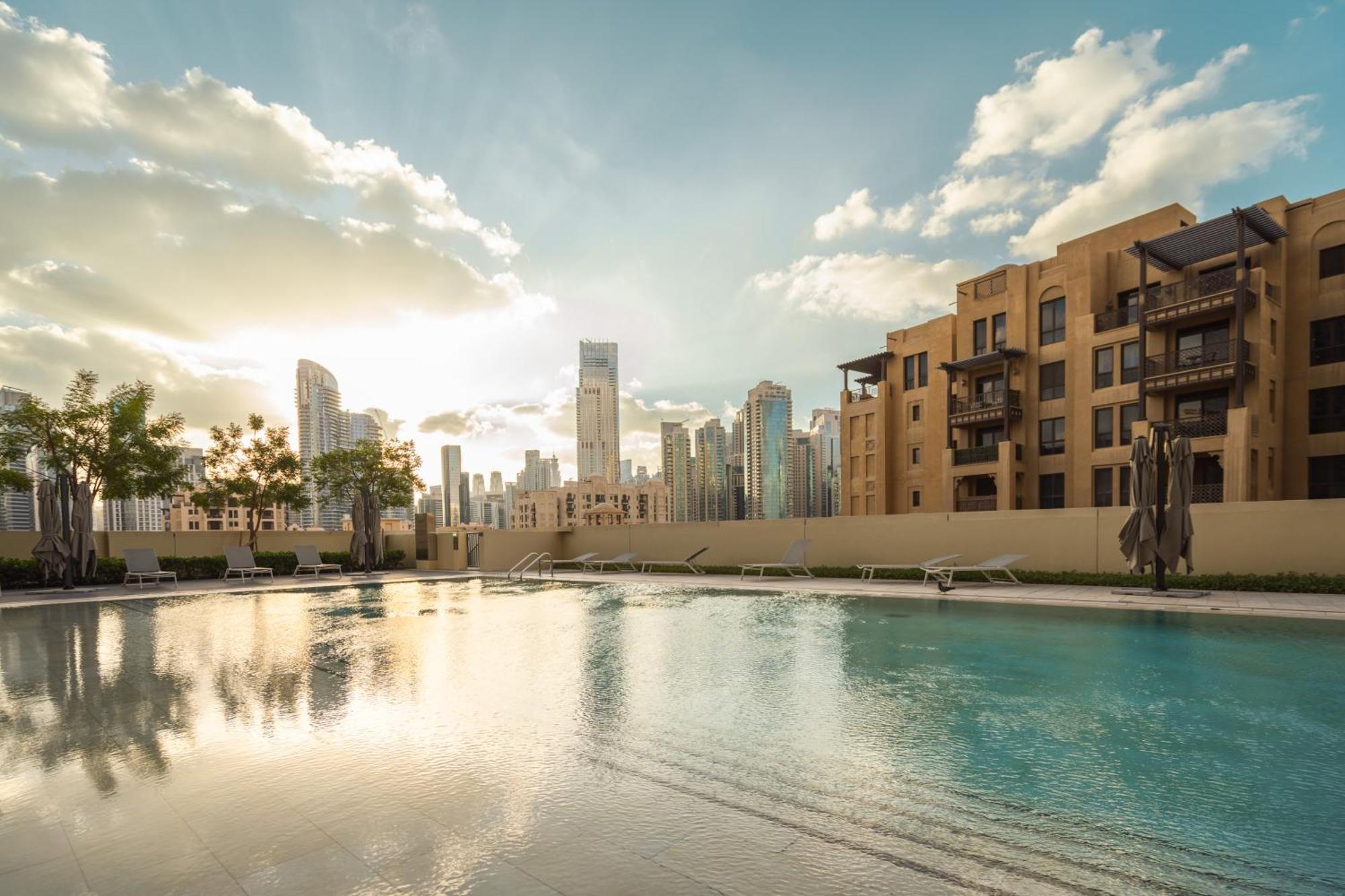 Prime Retreats @ Burj Royale By Emaar Apartment Dubai Exterior photo